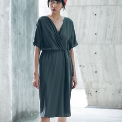 希臘扭結洋裝 - 墨綠 Twist front midi dress - Pine green 第4張的照片