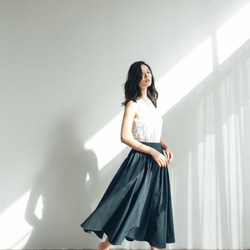 壓褶大圓裙 - 藍綠 Pleated midi skirt - Teal 第1張的照片