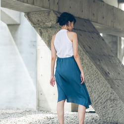 波浪邊中長裙 - 霧藍 Draped asymmetric midi skirt - Cerulean 第5張的照片