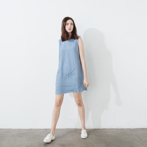 直筒背心洋裝 - 藍染 Classic shift dress - Light blue 第5張的照片