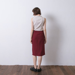 大釦修身裙 - 經典紅 Big button wrap midi pencil skirt - Crimson 第4張的照片