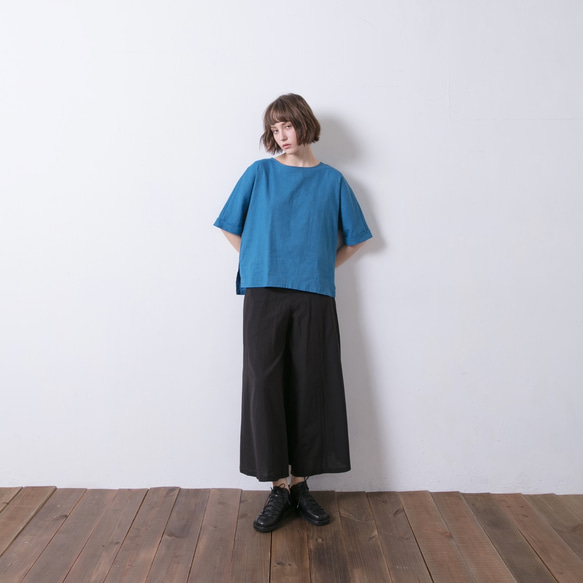 五分摺袖上衣 -- 蔚藍 Crew-neck drop shoulder top - Cobalt blue 第5張的照片