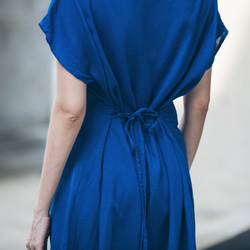 交叉洋裝 - 藍 Wrap-front midi dress - Blue 第9張的照片