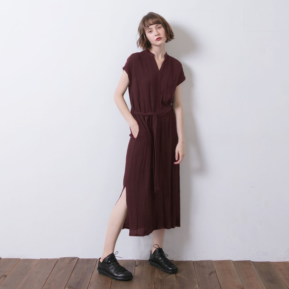 長版下擺開衩洋裝 - 酒紅 Tie smock dress - Burgundy 第1張的照片