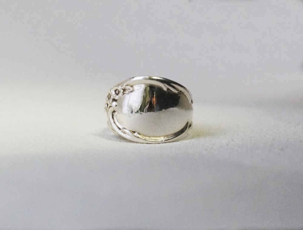 「幸運のリング　pixy  カトラリーリング」