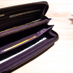 Montage Zip Leather Wallet with Wrist Strap - Black & Purple 8枚目の画像