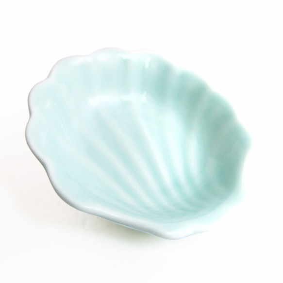 貝型小皿- 青磁 2枚目の画像