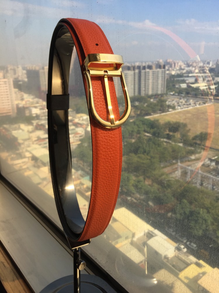 HERMES オレンジ ブラック レザーベルト オレンジ - メンズ ベルト | エルメス | Hermès - エルメス-公式