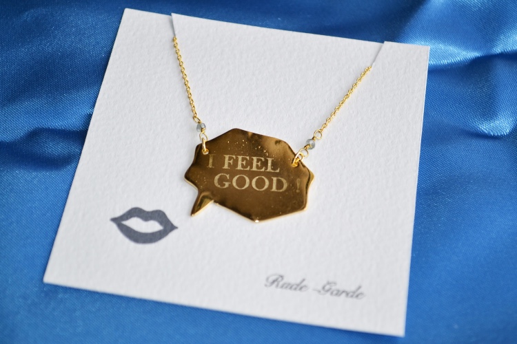 《定形外郵便送料無料 》吹き出し　ネックレス　I FEEL GOOD !
