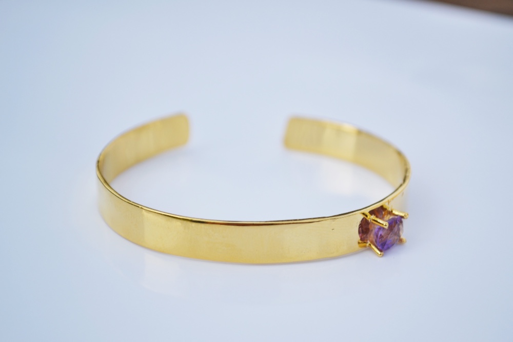 《定形外郵便送料無料 》ブリジット 　アメジスト