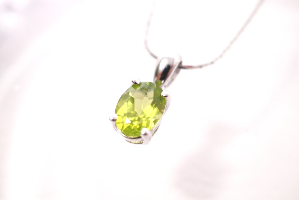 SV925 ペリドット (8月の誕生石) ネックレス JGPESVNo68