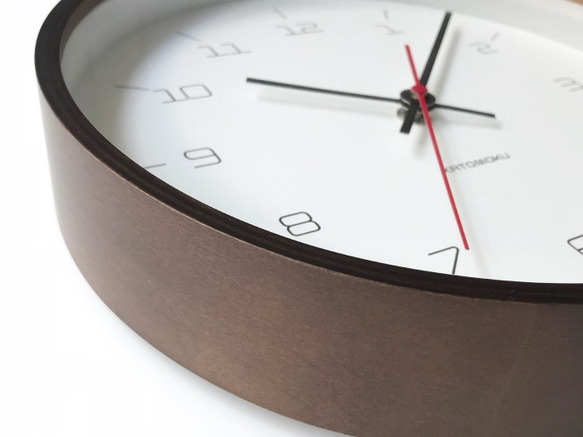 KATOMOKU plywood clock 16 ブラウン km-105BRRC電波時計 連続秒針 5枚目の画像