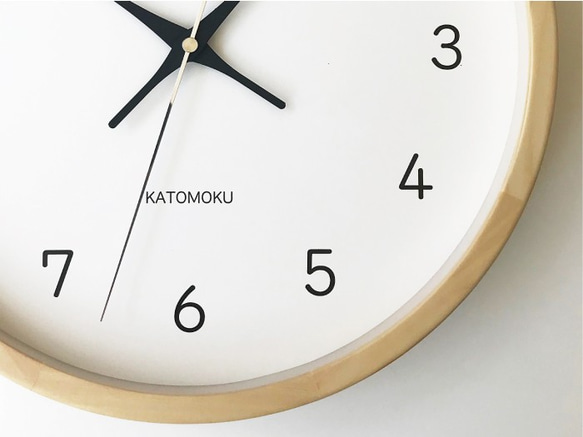 KATOMOKU muku round wall clock 13 ヒノキ km-104HIRC 電波時計 7枚目の画像