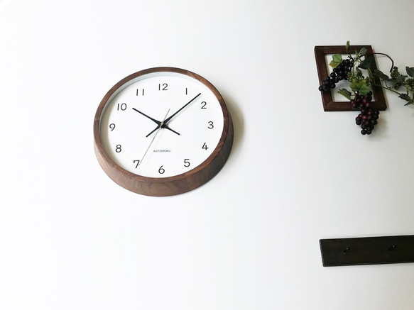 KATOMOKU muku round wall clock 13 ウォールナット km-104WARC 電波時計 2枚目の画像