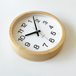 KATOMOKU muku clock 16 ヒノキ km-108HIRC 電波時計 連続秒針 小さい掛け時計 5枚目の画像