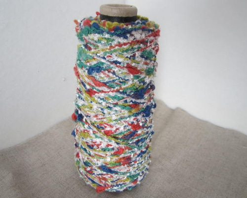 引き揃え毛糸♪コーン巻 カラフルつぶ×白フラッグ 毛糸 koito☆ 通販