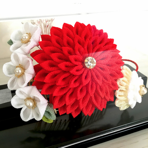 リックス様オーダー作品 つまみ細工髪飾り オンラインによるオーダー