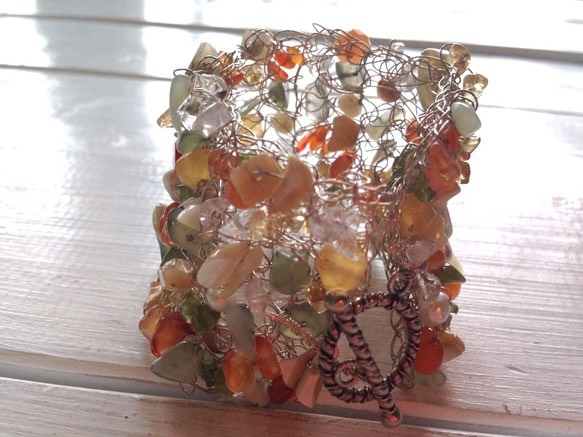 シルバーワイヤーブレスレット カーネリアン