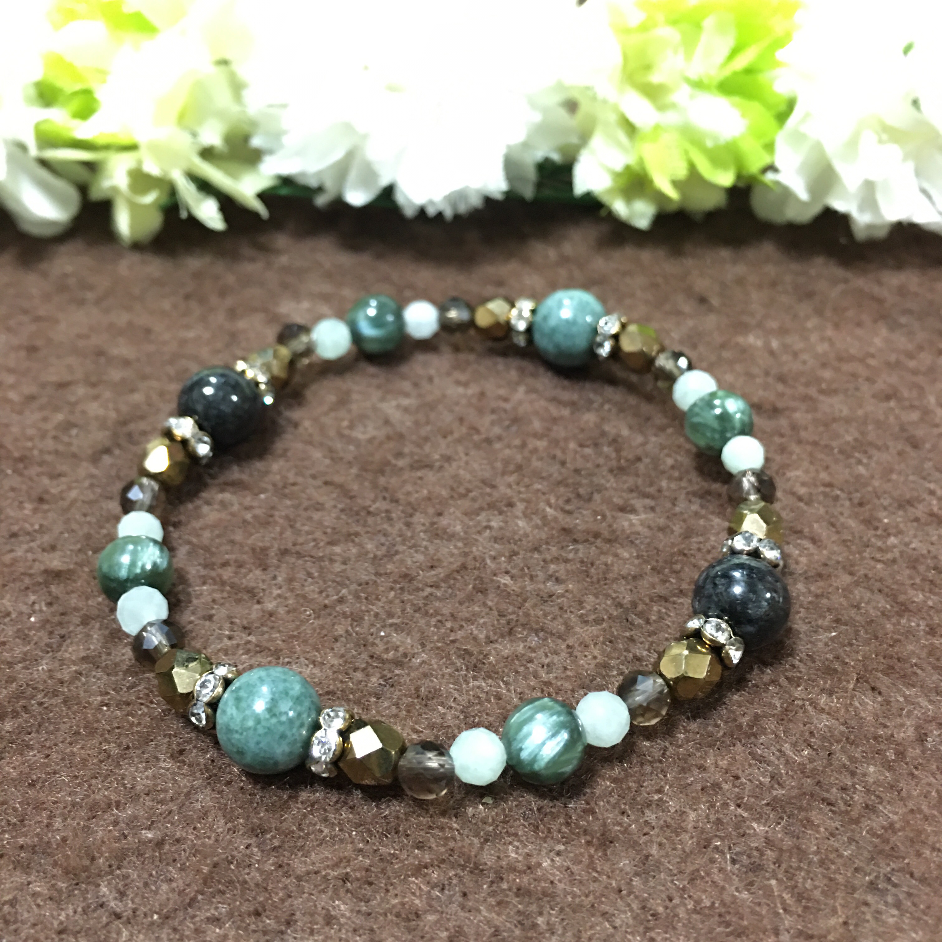 【「仁・義・礼・智・信」、豊穣と安定、平穏な生活】黒翡翠と本翡翠、セラフィナイト、スモーキークオーツのブレスレット