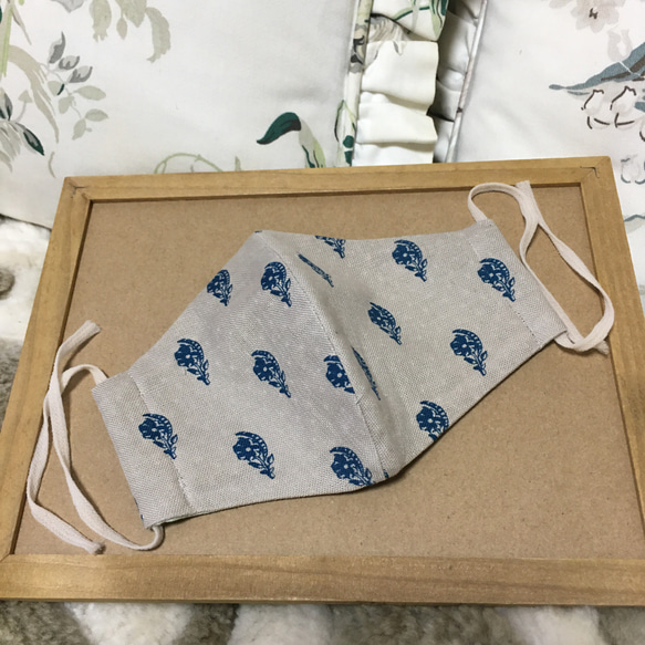 【再販】てづくり内側無地ダブルガーゼの立体マスク 1枚目の画像