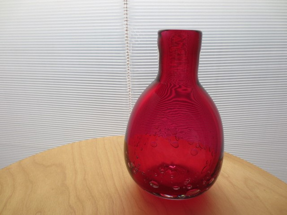 ボトル花器：紅...「Aqaコレクションから」 3枚目の画像