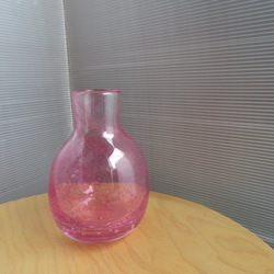 ボトル花器：春先小紅...「Aqaコレクションから」 3枚目の画像