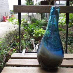 ボトル花器：青いオーロラ 1枚目の画像