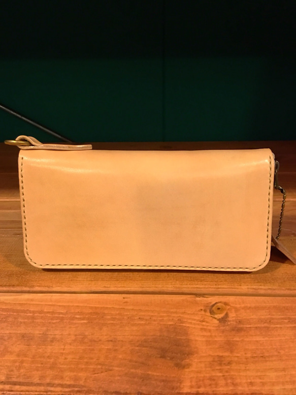 Round fastener long wallet【Beige】 2枚目の画像