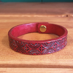 Geometric bracelet【Red×Antique】 2枚目の画像