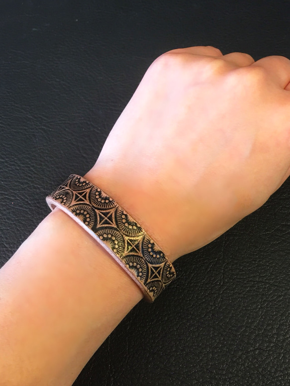 Geometric bracelet【Beige×Antique】 4枚目の画像