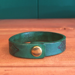 Geometric bracelet【Green×Antique】 3枚目の画像