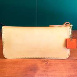 Plain round fastener long wallet【Beige×Orange】 1枚目の画像