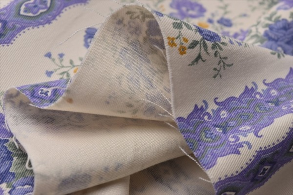[棉布斜紋面料]古典玫瑰*邊框圖案/ ya編織/棉布/布/日本製造/紫藍色 第7張的照片
