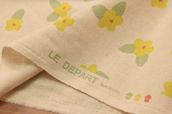 [LE DEPART] 斯堪的納維亞花卉/花卉圖案/棉麻帆布面料/棉麻/日本製造/布料/麻色 第2張的照片