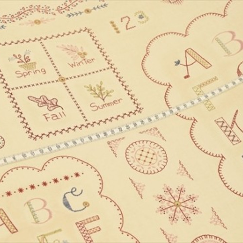 ルシアン】パネル/刺繍サンプラー柄/キルト/コットンシーチング