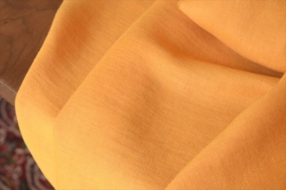 50cm 【イタリア製リネン】麻100%/無地/柔らかリネン生地/広幅/橙色 4枚目の画像