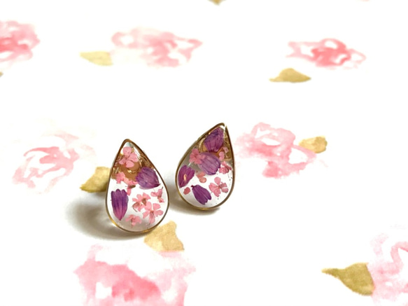 HEI〜そこに「紫の鼎」真の色のドロップの花のイヤリング 1枚目の画像