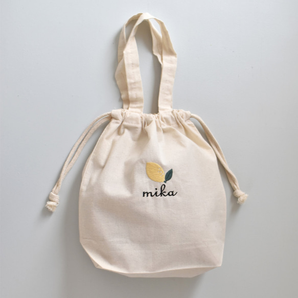 巾着バッグ】刺繍の柄が選べる名入れバッグインバッグ 出産祝いにも  