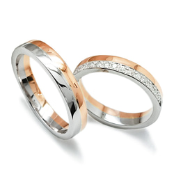 プラチナ & ピンクゴールド ハーフ エタニティ ダイヤモンド リング 結婚指輪 2本ペアでこの価格 1枚目の画像