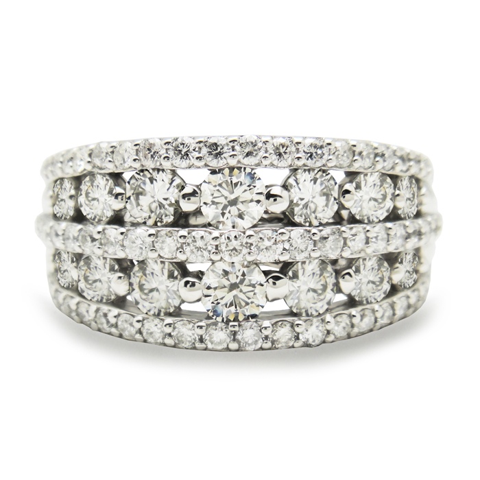 プラチナ 1.3カラット 輝き美しいハート&キューピット ダイヤモンド 使用 エレガント リング   [ミワホウセキ]