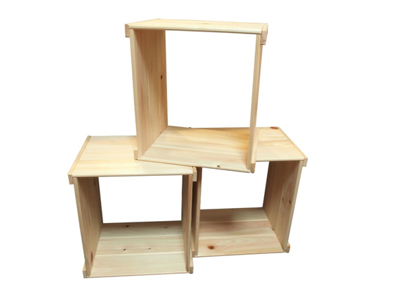 【日本檜木】木製 無背板 自由組合式收納格（三個一組） 第1張的照片