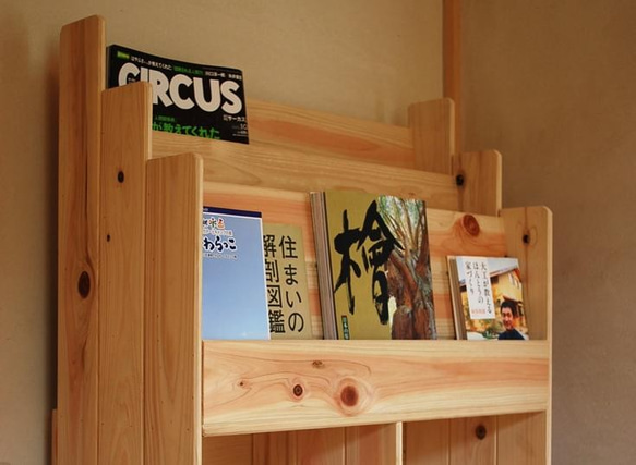 【日本檜木】木製 雜誌架 第1張的照片