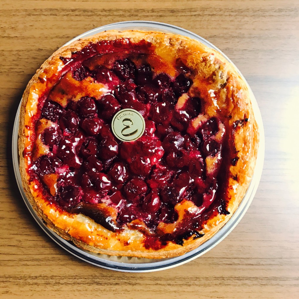 フェイクスイーツ♡ホールチェリーパイ♡