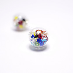 A Handmade 彩虹七色水晶玻璃球耳環 第3張的照片