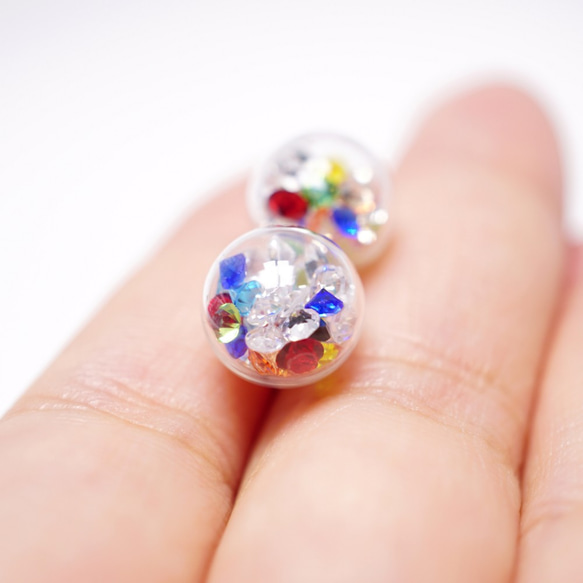 A Handmade 彩虹七色水晶玻璃球耳環 第5張的照片