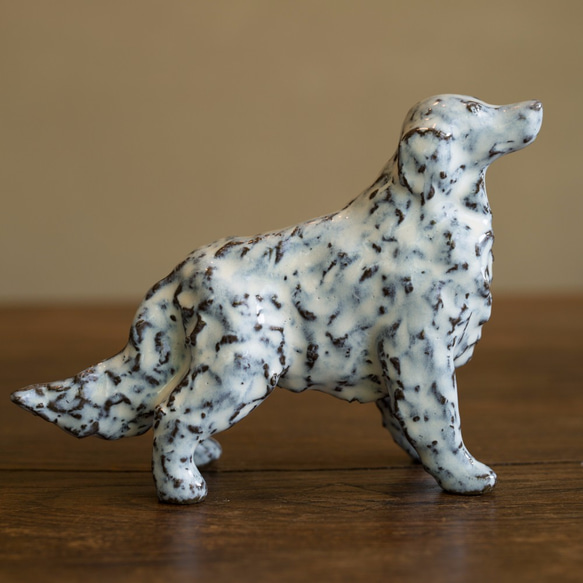 あそび好きの犬(陶器オブジェ) 2枚目の画像