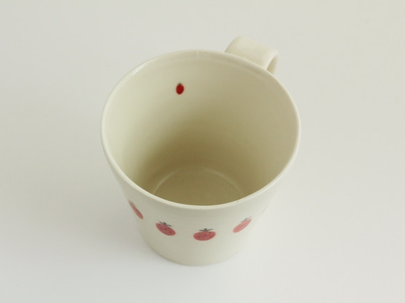 いちごマグカップ　赤（小さなお子様へ） 5枚目の画像