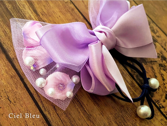 サテンとオーガンジー、ふわふわ花びらチュールのカルテットリボン