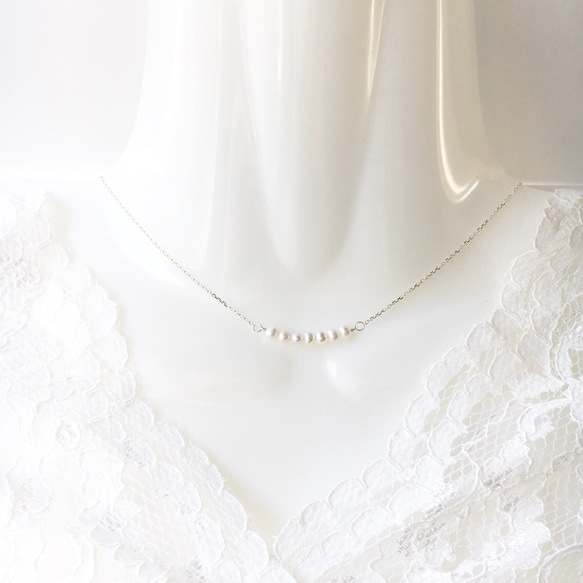 silver925 淡水真珠ホワイトのラインネックレス【淡水真珠ssサイズ】 3枚目の画像