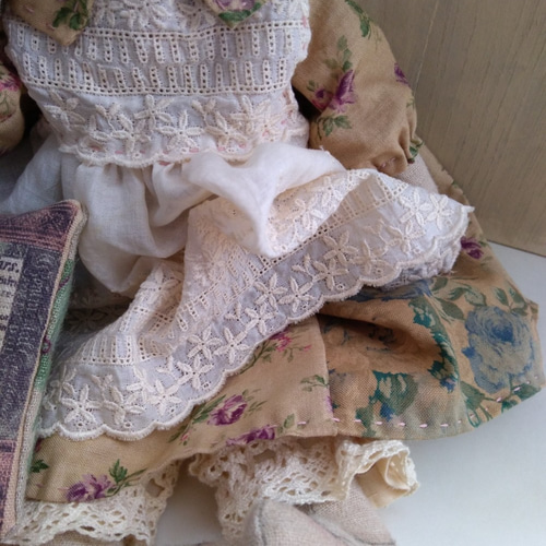 ウサギサンカントリー人形身長60センチ位 0_4f43d152e6b57c432252d4f13f80